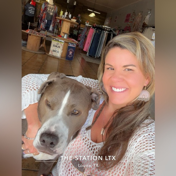 Dog Mama Light Weight Acrylic Earrings - Picture 6 of 6